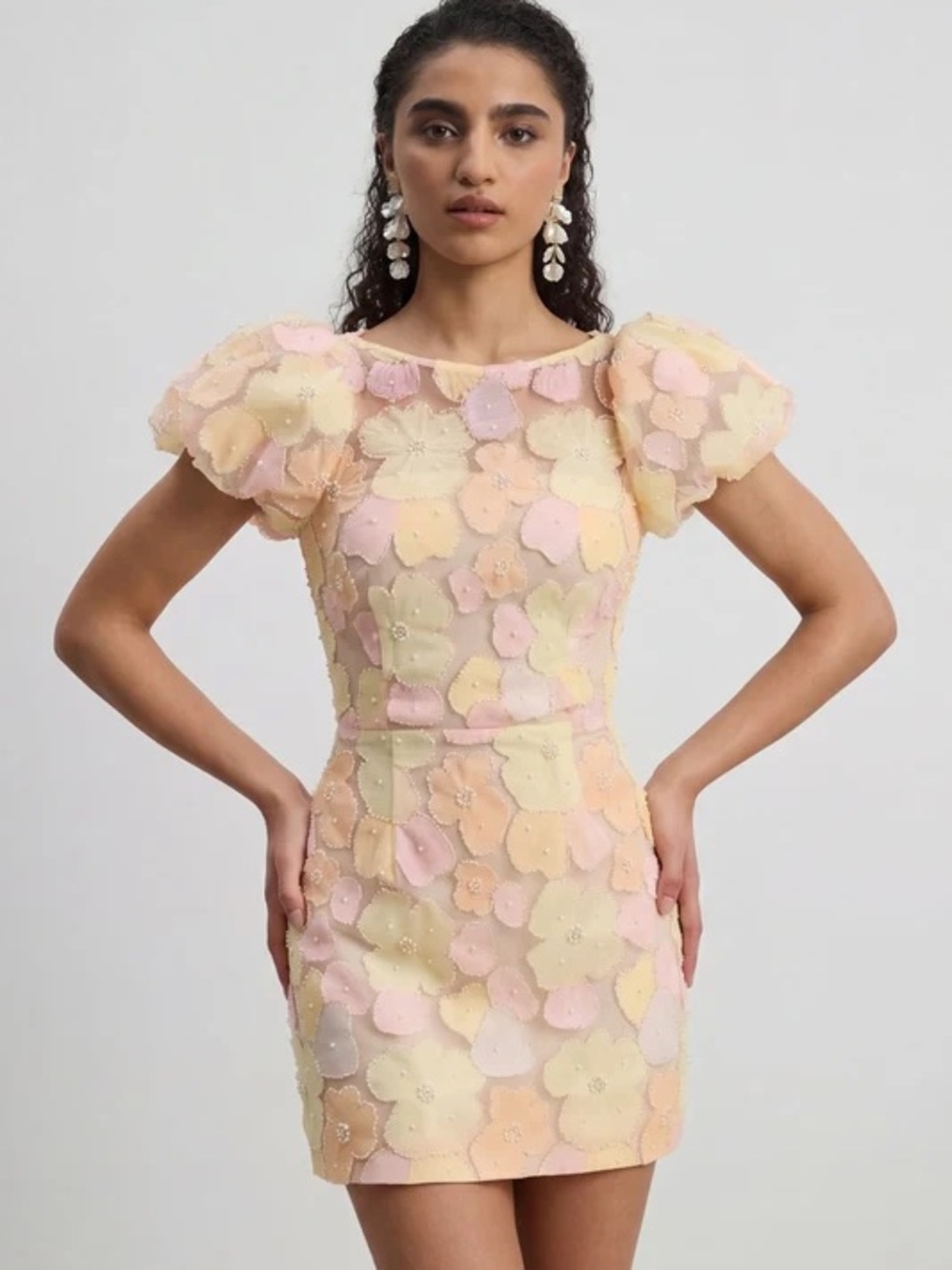 Elliatt • Zaria Puff Sleeve Floral Mini Dress